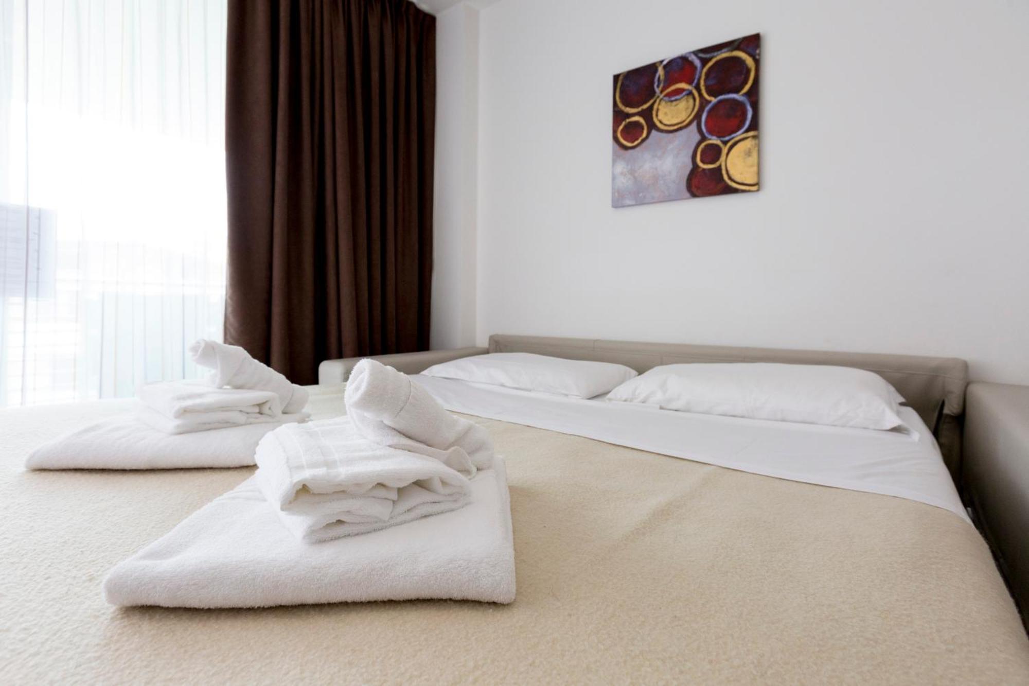 Residence Aprilia Grado Exterior photo