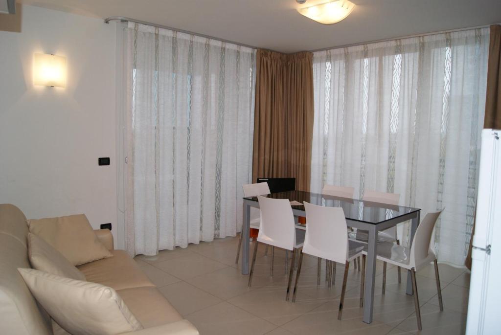 Residence Aprilia Grado Exterior photo